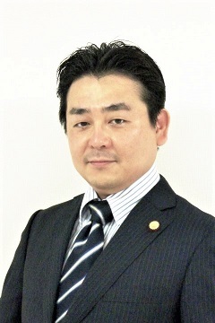 商標や訴訟等を担当する片桐弁理士